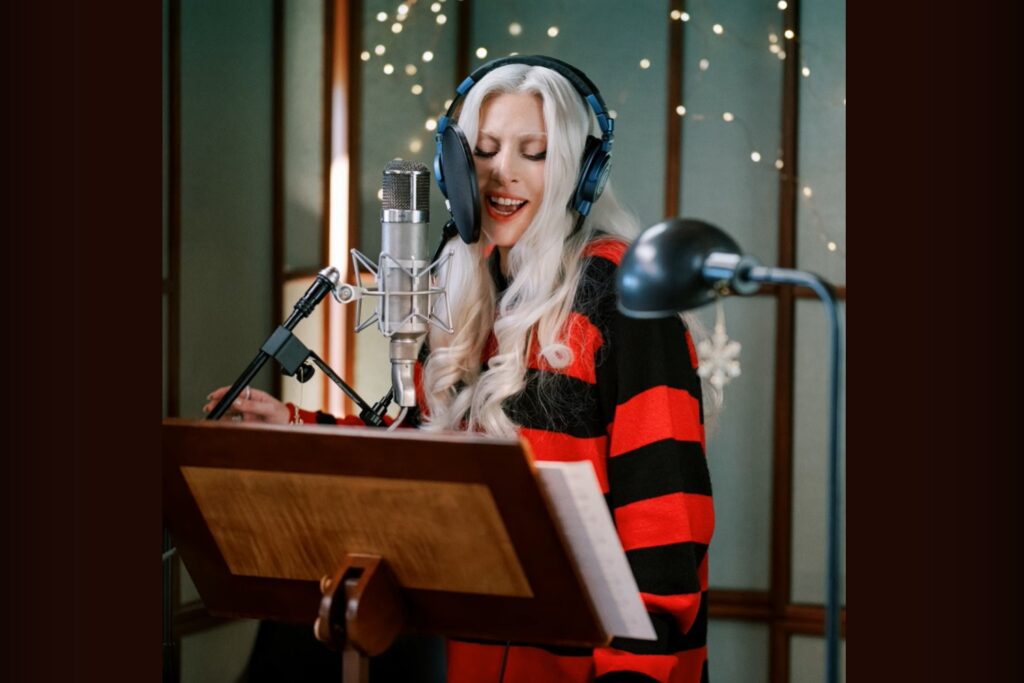 Lady Gaga lansează un cover al piesei „Santa Claus Is Coming To Town”