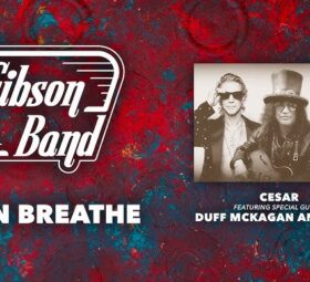Slash împreună cu Duff McKagan lansează piesa "I Can Breathe"