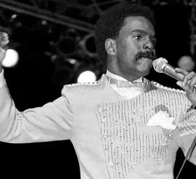 The-Whispers-Walter-Scott