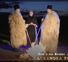 Alexandra Togănel - Colo-n sus Doamne pe munte [Versuri]