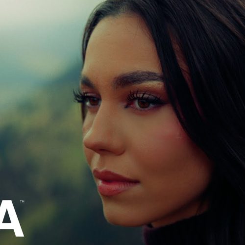 Mira - Aleg să zâmbesc [Versuri]