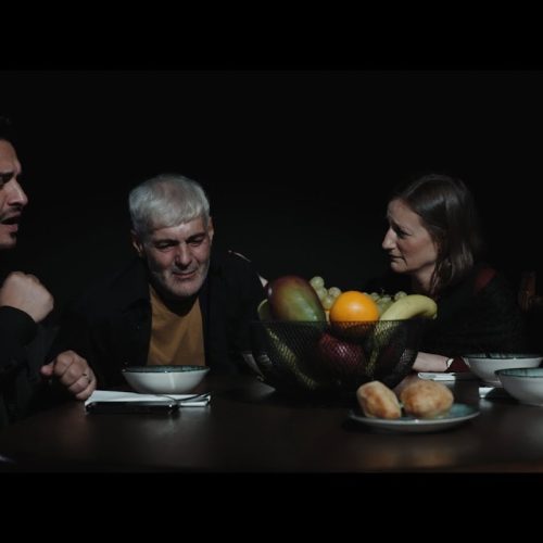 Nikolas și Copilul de aur - Un bătrân [Versuri]