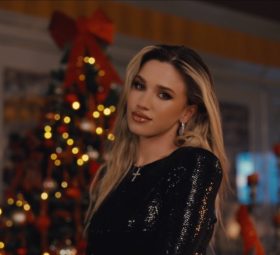Ioana Ignat - Crăciun din nou [Versuri]