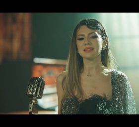 Sorina Ceugea - Am ajuns ca ăla verde [Versuri]
