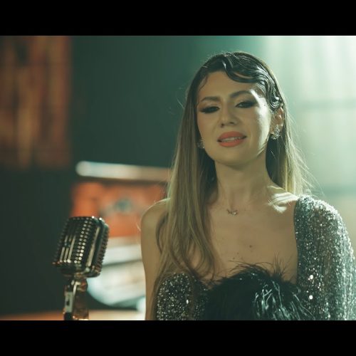 Sorina Ceugea - Am ajuns ca ăla verde [Versuri]
