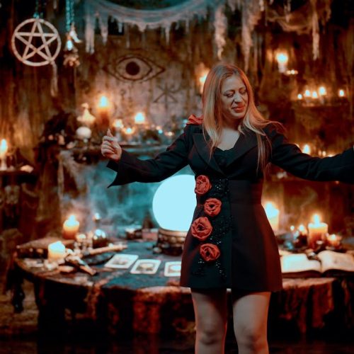 Danya - Sigur te blesteamă mama [Versuri]