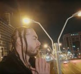 Sonny Flame - Totul pe o carte [Versuri]