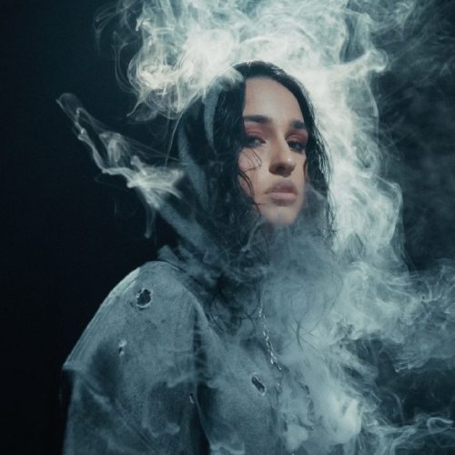 Holy Molly - 18 ani [Versuri]
