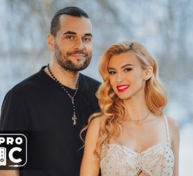 Red Parlament x Andreea Balan - Toarnă-mă apă [Versuri]
