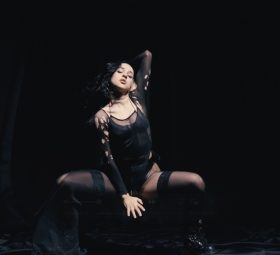 Holy Molly - Bine rău [Versuri]