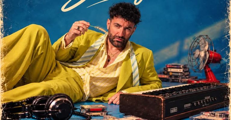Smiley readuce la viață „Melancolie” o piesă compusă în urmă cu 27 de ani